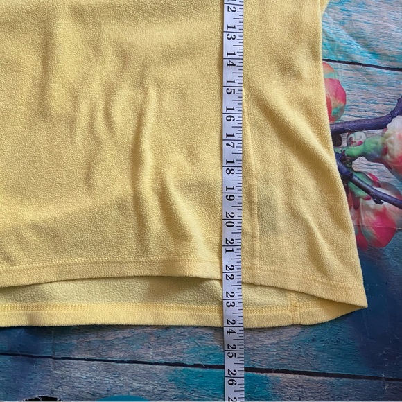 The North Face Fleece Jacket Yellow Long Sleeve Pullover Top Size Small - Picture 6 of 9